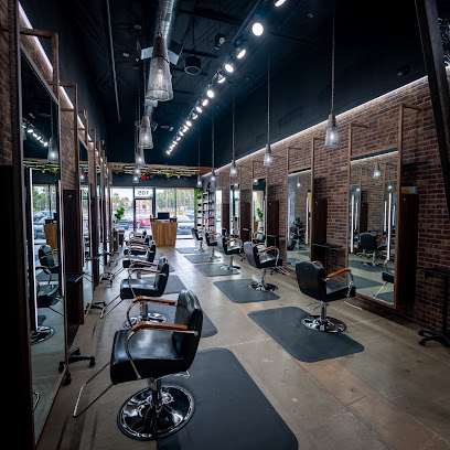 ✂️ A neighborhood salon for fresh cuts and color photo